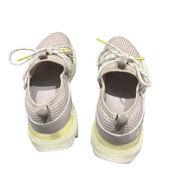 Sorel Sneakers Kinetic Impact Lace Up EUC - Picture 4 of 10